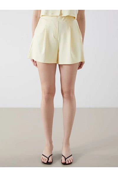LC Waikiki Pantaloni scurți plisați pentru femei LCW Vision Sari cu talie elastică