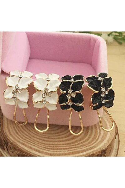 MODAELMAS1 قم بتكملة أناقتك مع أقراط أنيقة مطبوعة بالزهور