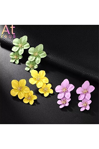 Genel Markalar Çiçek Desenli Zarif Küpe: Tarzınızı Tamamlayın