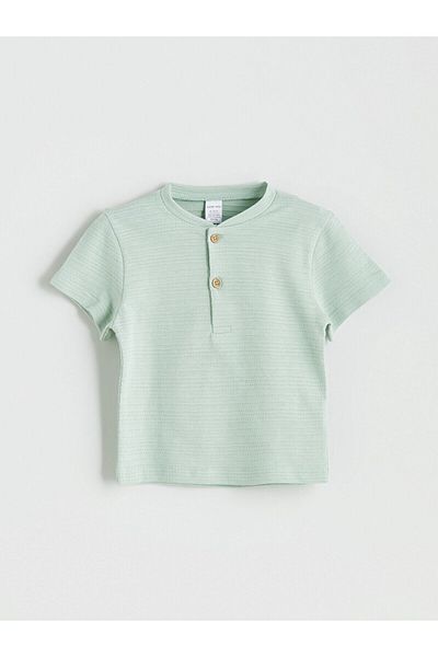 LC Waikiki Basic Baby Boy T-Shirt and Shorts 2-Pack