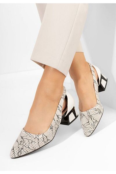 B T Shoes Pantofi cu toc mic Rehise bej