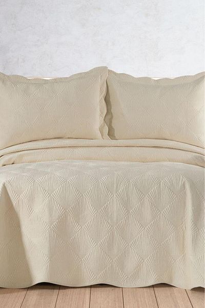 Çeyiz Diyarı Arzen Embroidered Velvet Double Bedspread 250X260 Ecru