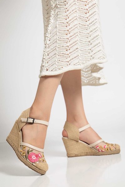 SEDRİK New Season Mesh Embroidery Straw Detailed Wedge Heel Shoes