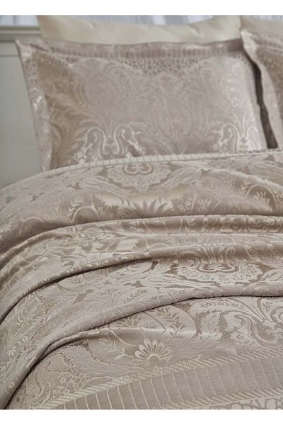 Dantela Hazel Chenille Jacquard Bedspread Mink