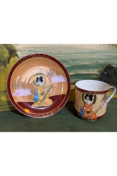 tayfuntufan antika koleksiyon Hand-Painted Japanese Turkish Coffee Cups with a Hidden Female Figure on the Eggshell-Thin Base