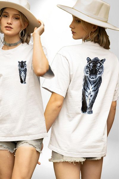 Angemiel تي شيرت White Tiger Artistic أبيض كبير الحجم للنساء والرجال مطبوع من الأمام والخلف