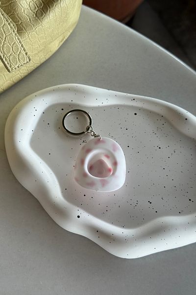 klovi Cowgirl hat patterned keychain