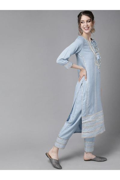 Ishin By Styli Striped Kurta with Trousers and Dupatta Set