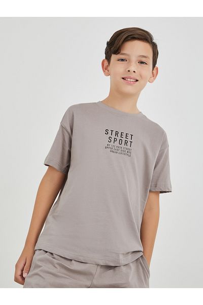 Styli Boys Typography Print Oversized T-Shirt and Shorts Set