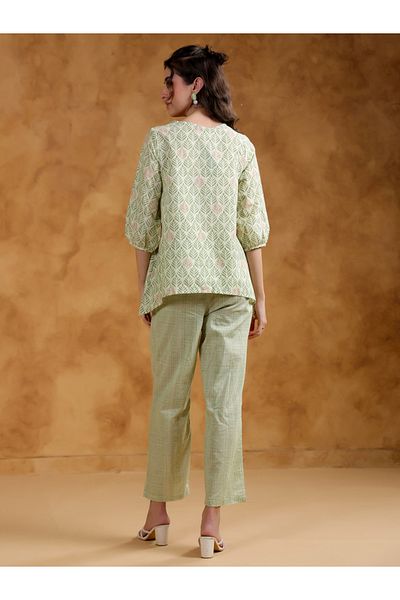 Sanskrutihomes By Styli Printed V-Neck Top and Pants Co-Ords