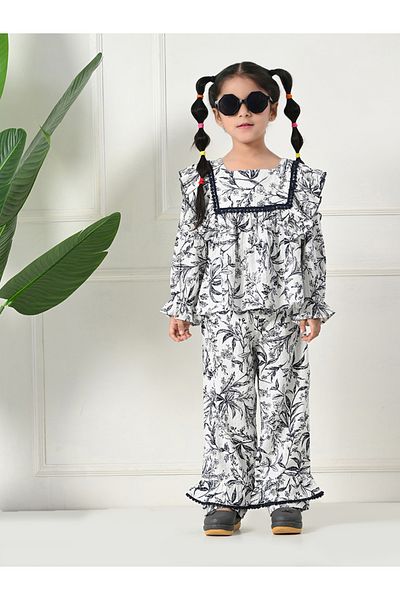 Bella Moda By Styli Floral Print Ruffled Detail Top and Pants Set