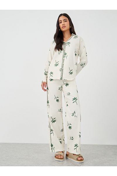 Styli Printed Buttoned Shirt and Pants Co-Ords