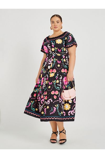 Styli Pluss Size Printed Smocked Neckline Maxi Dress