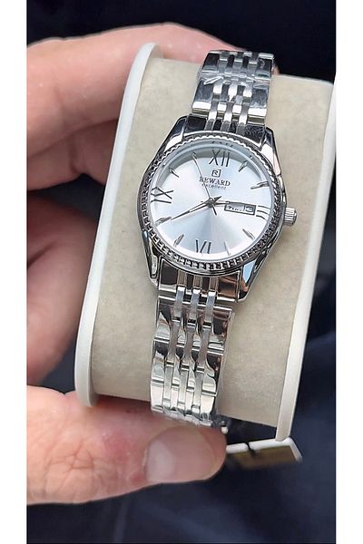 Reward Brand Wristwatch