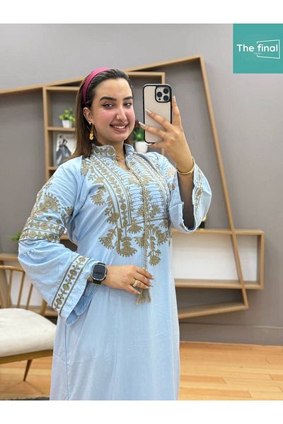 Genrics Embroidered linen jalabiya on the chest and sleeves with a comfortable, modern design