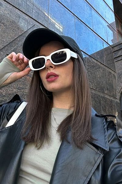 Tonny Black Women's White Retro Rectangle Sunglasses