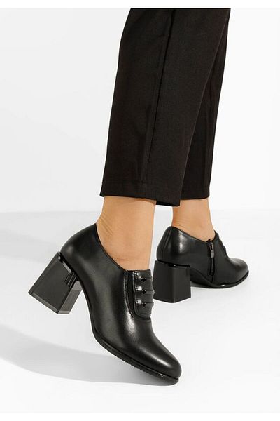 B T Shoes Pantofi cu toc gros Marleena negri