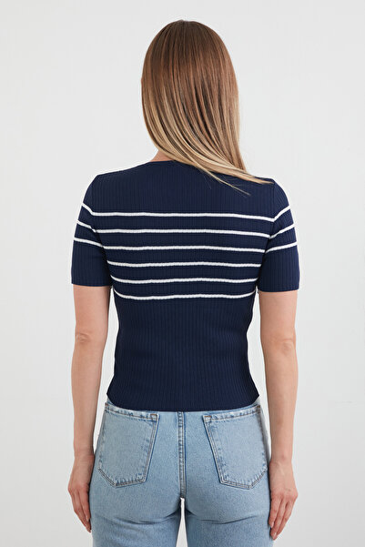 Fulla Moda Μπλούζα πλεκτή με ριγέ κορδόνι με λαιμόκοψη