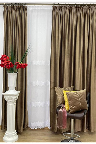 Liz Line Set of two velvet curtains, with drapery, various sizes and colors, from the "Velvet lux" range by Liz Line
