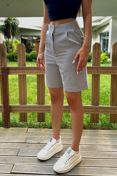 BİKELİFE Pantaloni scurți casual cu dungi pentru femei, amestecați de in