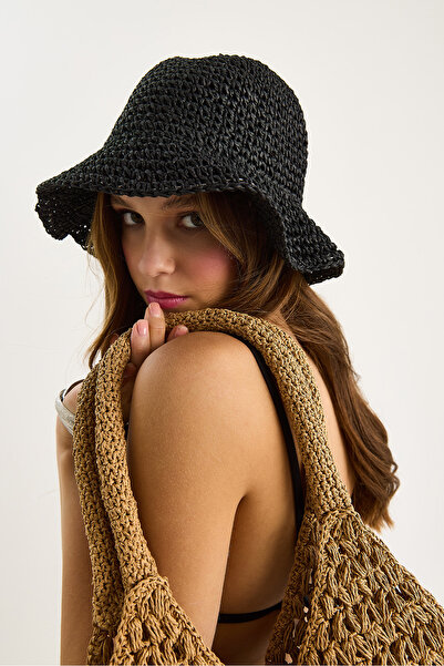 Bianco Lucci Women's Hand Knitted Straw Hat 14399 60801007