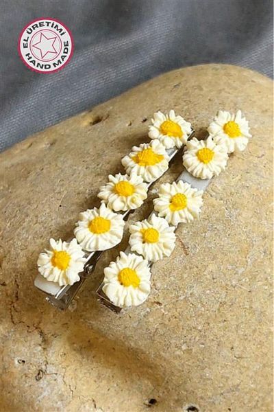 Uretti - Hülya 6683 5602 Handmade Polymer Clay White Daisy Flower Designed 2-Piece Side Hair Clips /