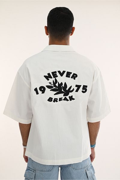 SWAG SA Short-sleeved shirt with distinctive embroidery