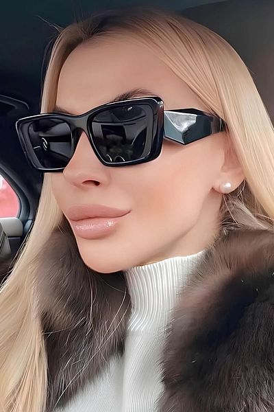 Tonny Black Women's Black Power Square Thick Frame Sunglasses
