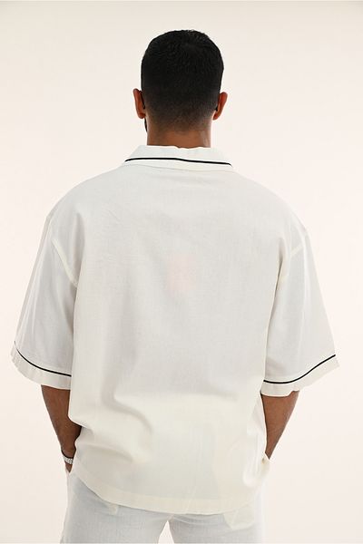 SWAG SA Summer shirt with attractive embroidery and a distinctive print
