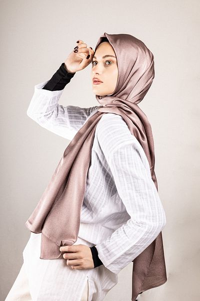 Akel Γυναικείο αντιολισθητικό σάλι Jacquard Aura - Μαλακό σάλι για καθημερινές και ειδικές περιστάσεις