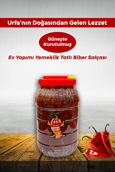 KERVAN İSOT SARAYI Yemeklik Ev Yapımı Tatlı Biber Salçası 3 KG