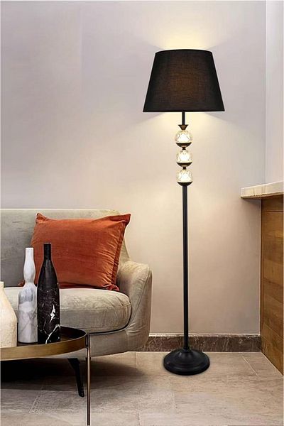 DEC14 Floor lamp with an elegant and modern design, black color
