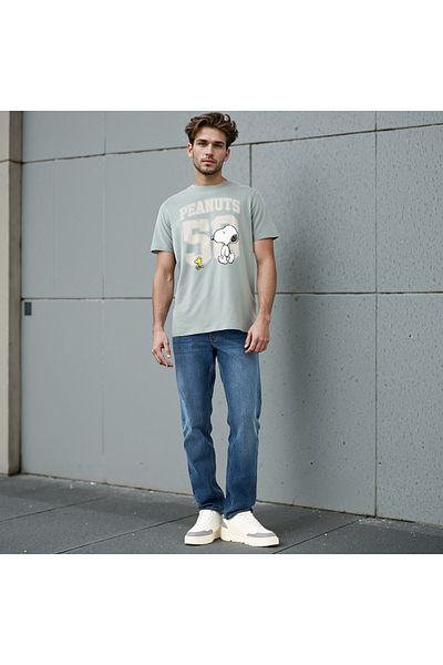 SP Characters Peanuts Print Crew Neck T-shirt