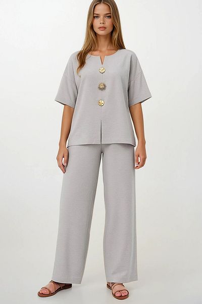 VAGGON Set bluză și pantaloni din in Aerobin pentru femei, gri, cu decolteu în V, cu butoane aurii, Prmx14122