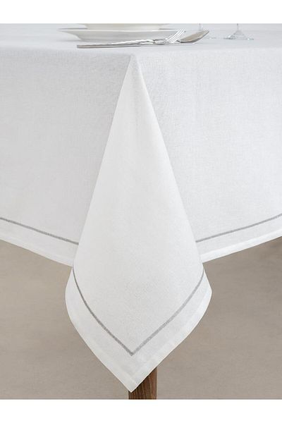 Karna Home Embroidered White Tablecloth Lola