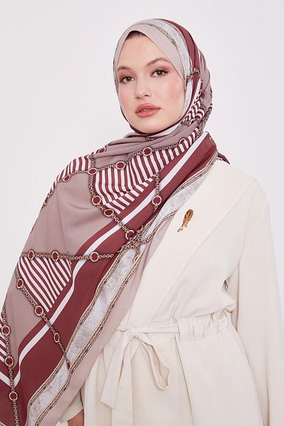 Levidor Chain Pattern Love Shawl