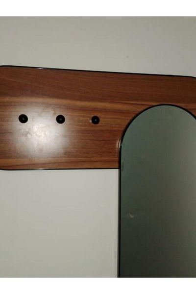 DEC13 Clothes hanger with mirror