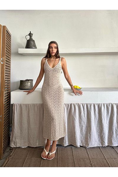 Serenay Atelier Μακρύ γυναικείο πλεκτό φόρεμα παραλίας από 100% βαμβάκι με διάτρητο στήθος και λουράκι
