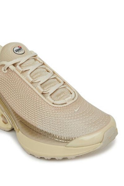 Nike Women's Sneakers beige NIKE-HV4861 200