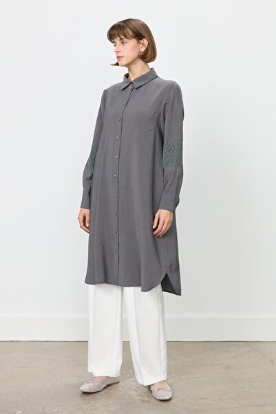 Nihan Dantel ve File Detaylı Modal Tunik Füme