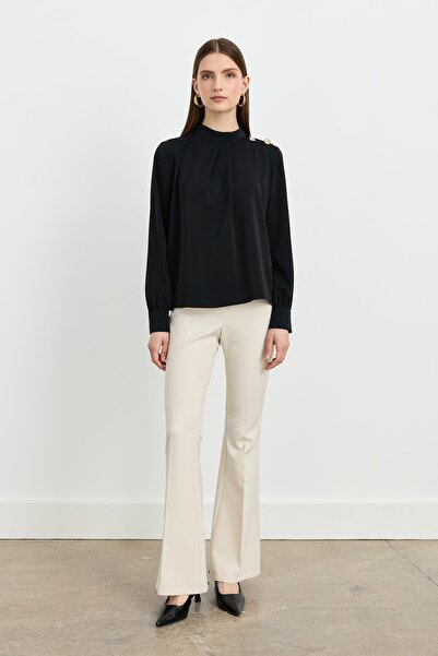 Nihan Omzu Düğmeli Şık Bluz Siyah