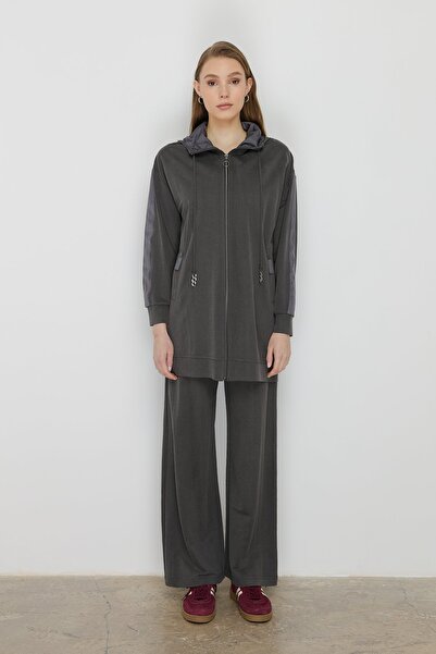 Nihan Spor Mix Kumaş Detaylı Pantolon Tunik Örme Takım Füme