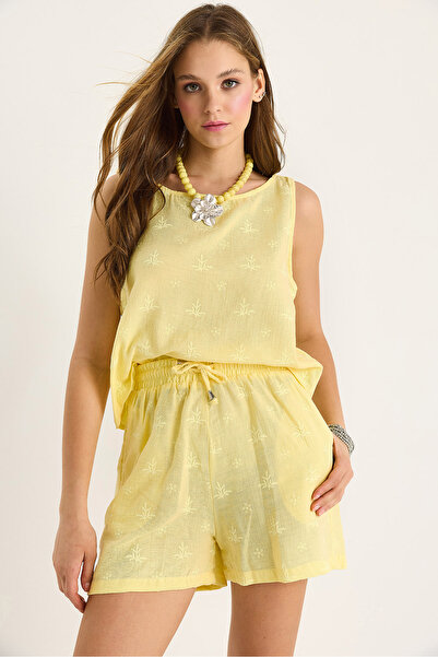 Bianco Lucci Women's Thick Strap Blouse Elastic Waist Pocket Shorts Self Flower Embroidered Muslin Set 60282018