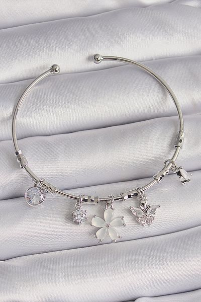 Skygo Brass Silver Color White Pearlescent Flower Figure Zircon Stone Butterfly Detail Charm Bracelet - Tj-Bb6564