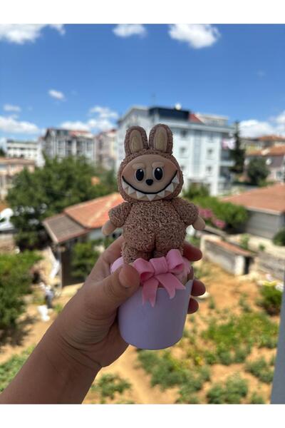 Maket Atelier Doğum Günü Labubu Şeker Hamuru Pasta Figürü El Yapımı Pasta Süsü