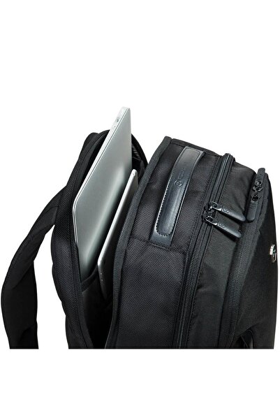 Victorinox 602154 Altmont 3.0 Essentials Laptop Backpack