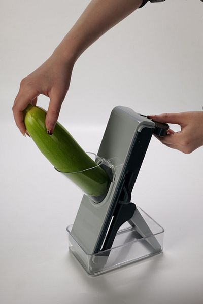 Parfait 4-in-1 Multifinctional Mandoline Vegetable Slicer White and Black 600ml
