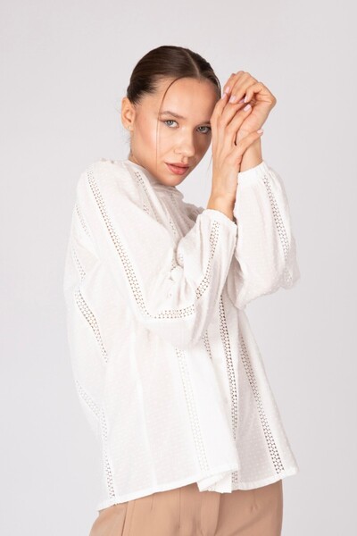 By Mare Style Orva-Hakim Yaka Pure Cotton Embroidered White Shirt