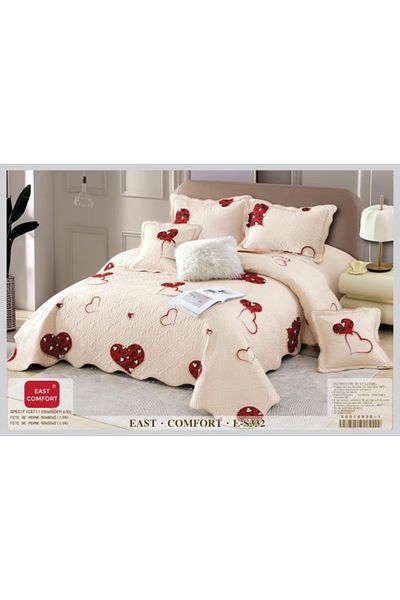 FIONNA.RO 5 Piece Quilt Set - Cream With Hearts