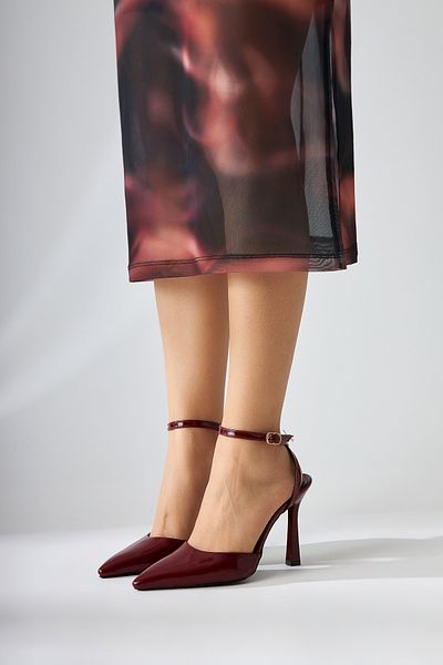 Limoya Lizbeth Burgundy Patent Leather Closed Toe Ankle Strap Women's Heeled Shoes